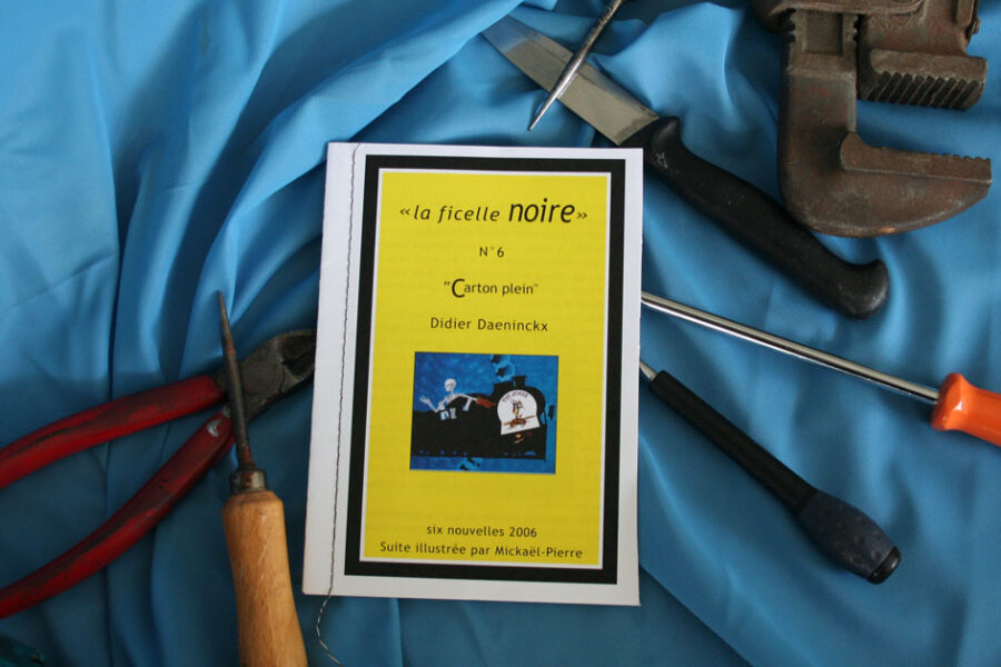 Livre Carton plein